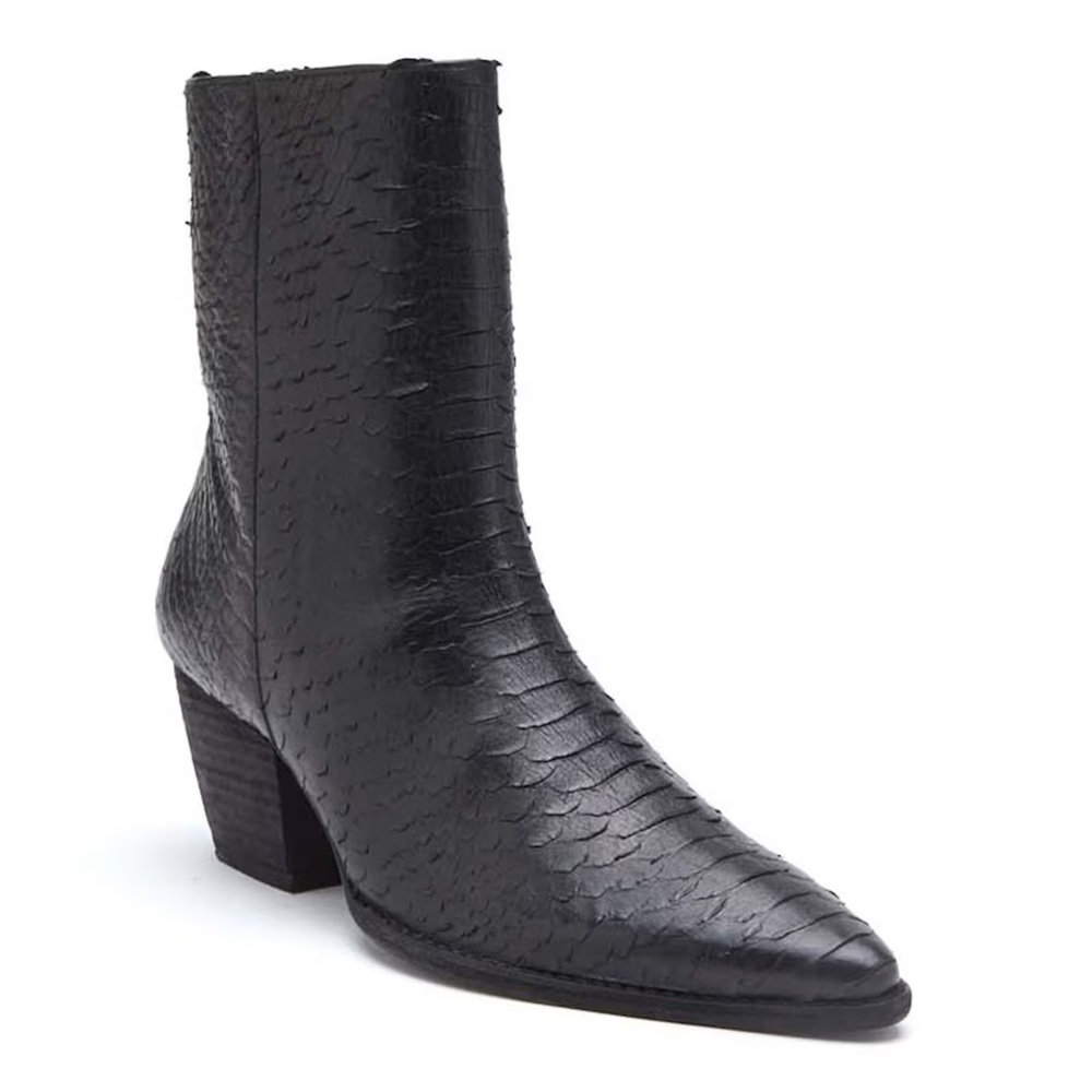 Size 8 Women’s Black Snakeskin Matisse Caty Bootie Boots